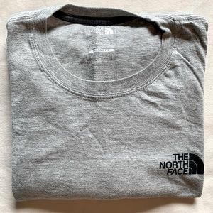 North Face short sleeve t-shirt size Large